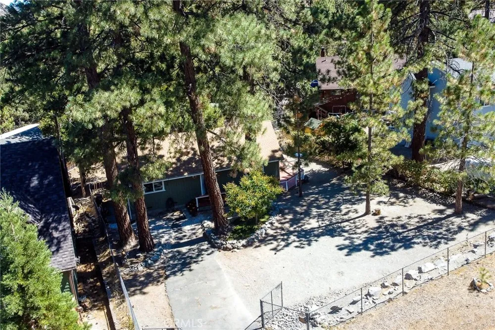 5291 Orchard Dr Wrightwood, CA 92397