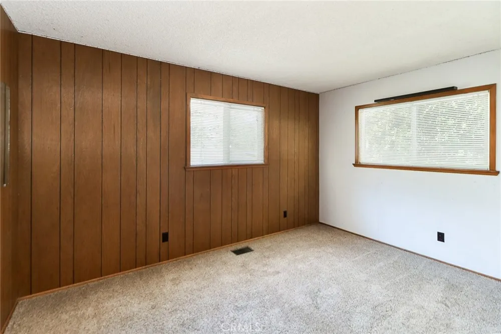 5291 Orchard Dr Wrightwood, CA 92397