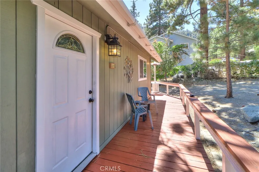 5291 Orchard Dr Wrightwood, CA 92397