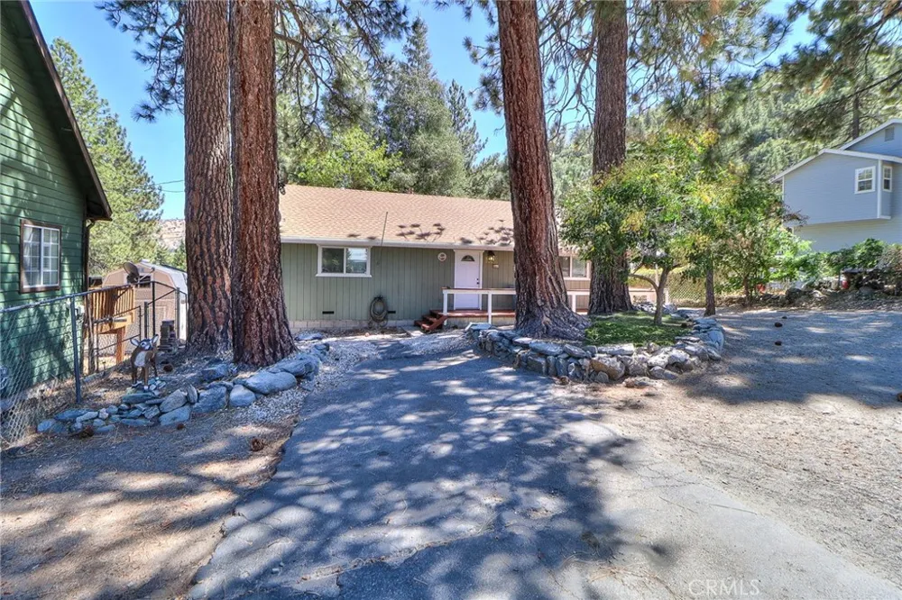 5291 Orchard Dr Wrightwood, CA 92397