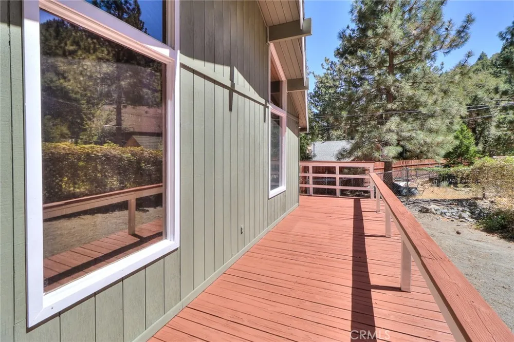 5291 Orchard Dr Wrightwood, CA 92397