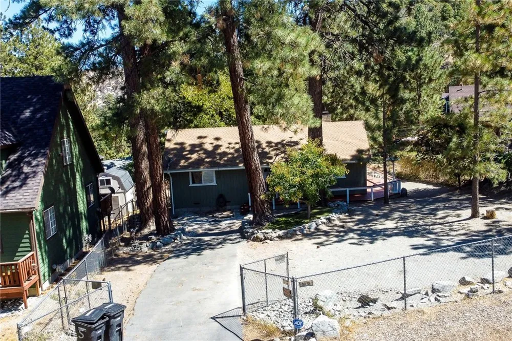 5291 Orchard Dr Wrightwood, CA 92397