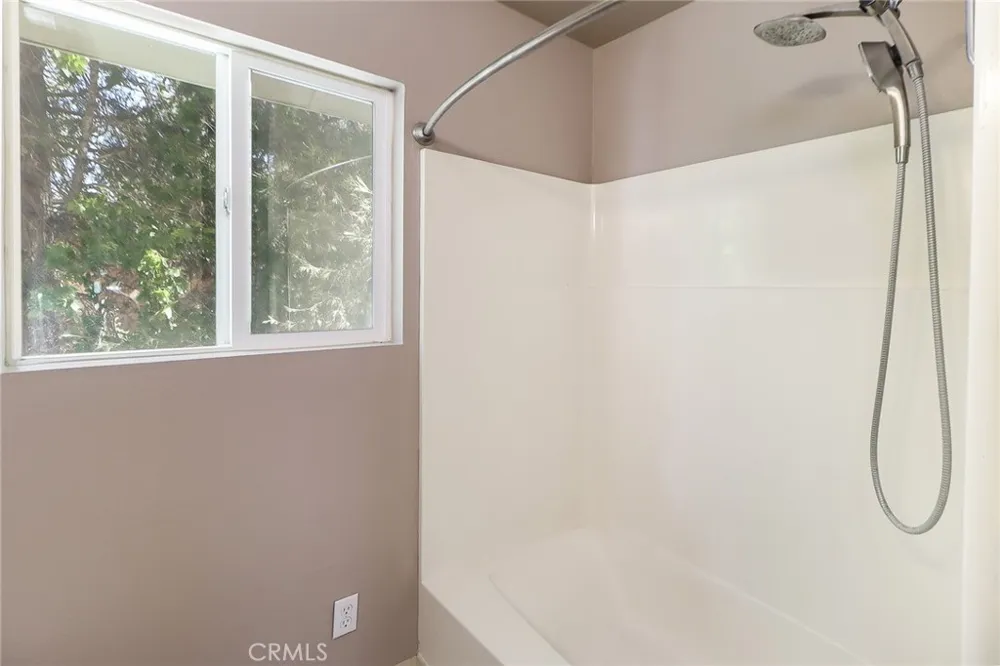 5291 Orchard Dr Wrightwood, CA 92397