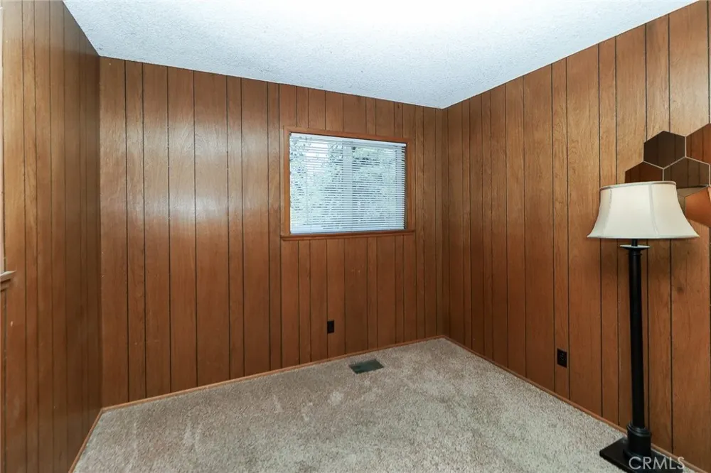 5291 Orchard Dr Wrightwood, CA 92397