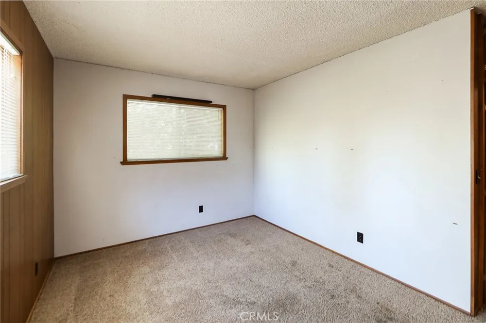 5291 Orchard Dr Wrightwood, CA 92397