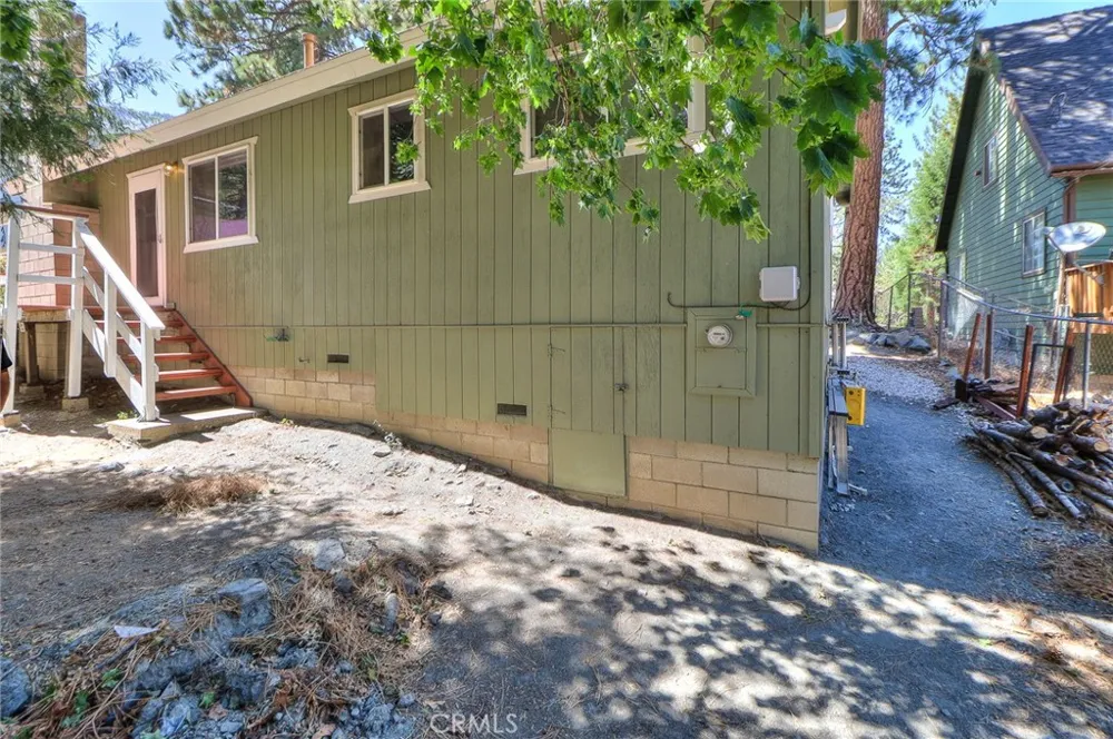 5291 Orchard Dr Wrightwood, CA 92397