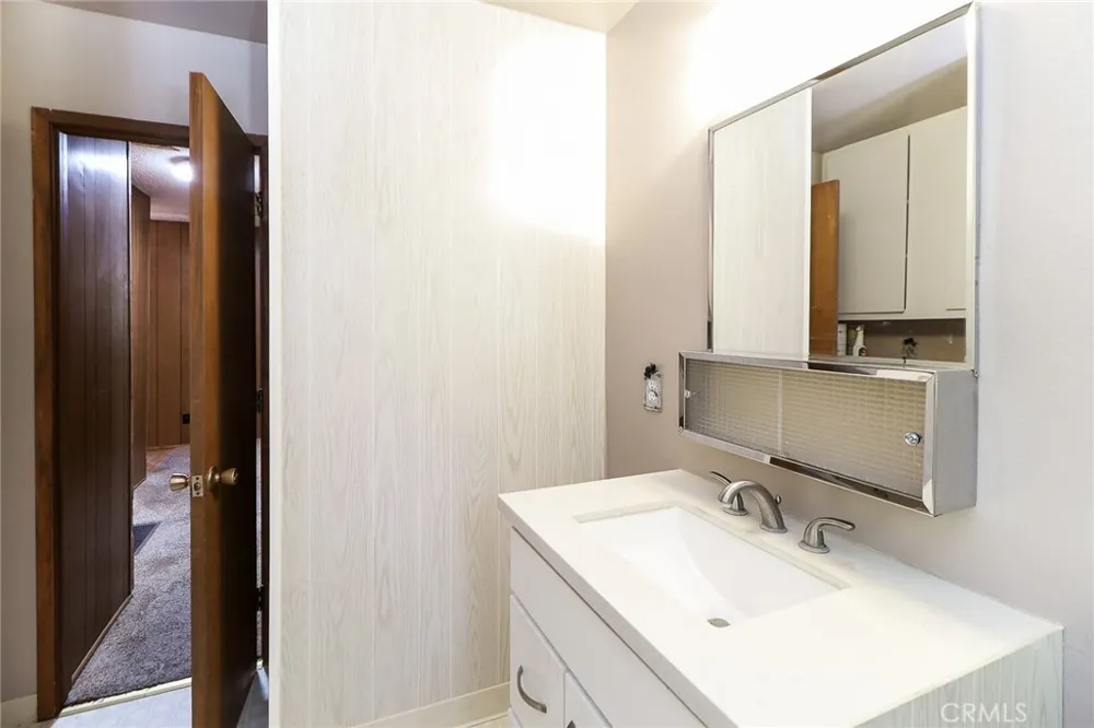 5291 Orchard Dr Wrightwood, CA 92397