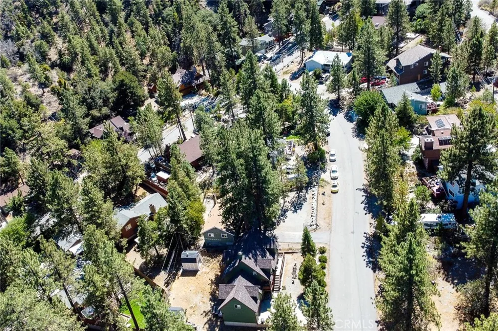 5291 Orchard Dr Wrightwood, CA 92397