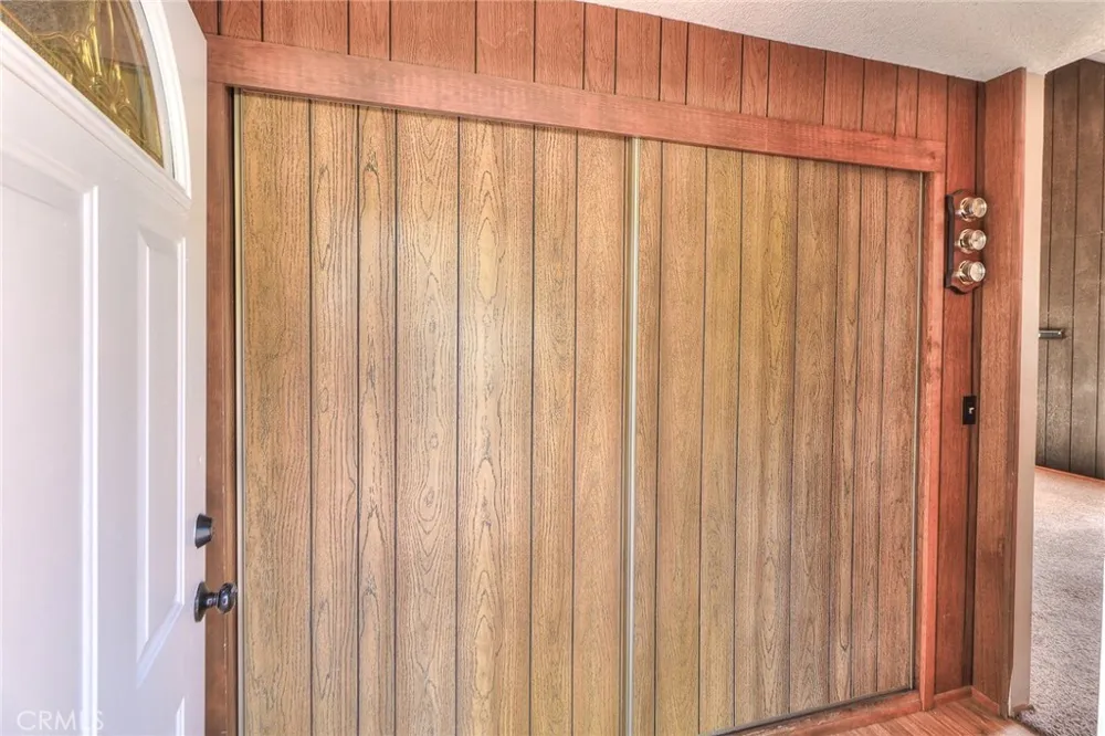 5291 Orchard Dr Wrightwood, CA 92397