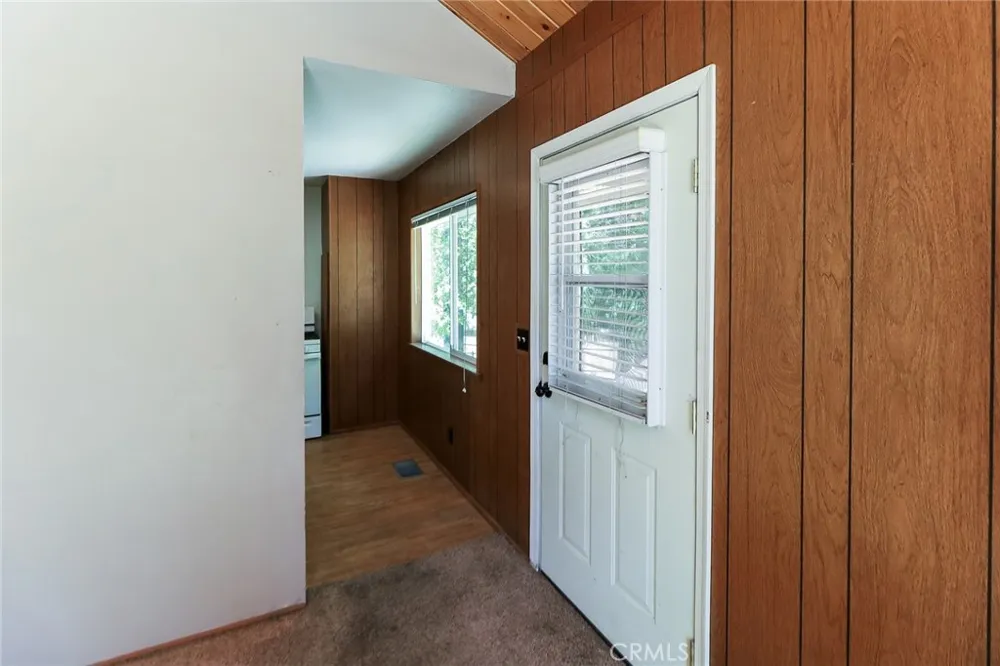 5291 Orchard Dr Wrightwood, CA 92397