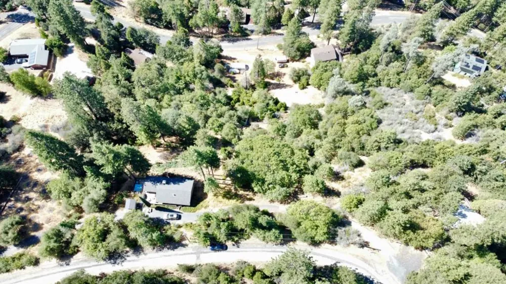 137 Deerhaven Drive Tuolumne, CA 95379