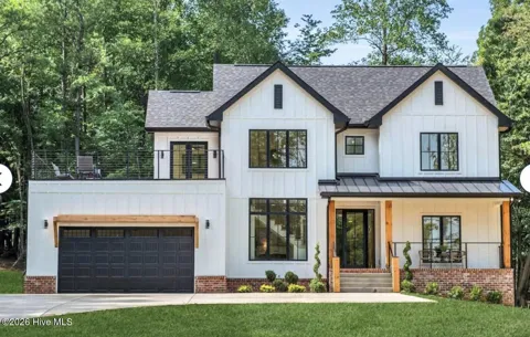 202 Majestic Circle