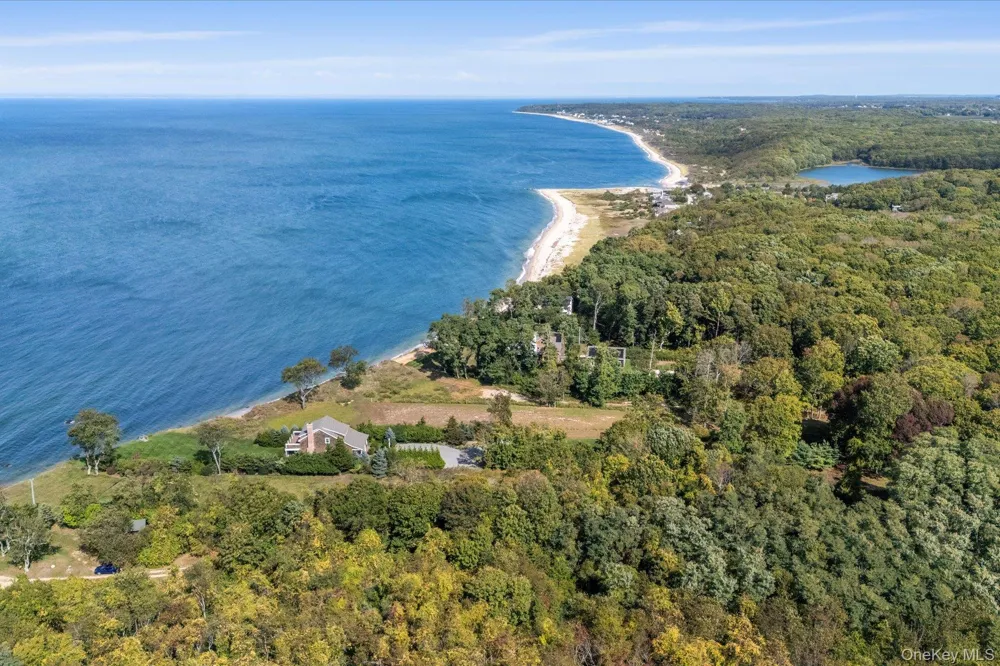 4760 Blue Horizon Bluffs Peconic, NY 11958
