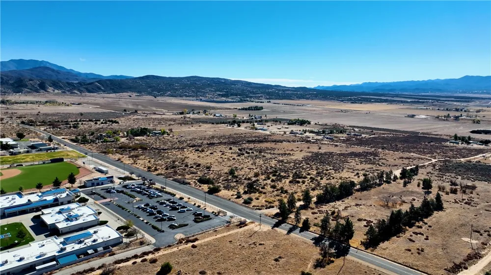 1 Mitchell Road Anza, CA 92539