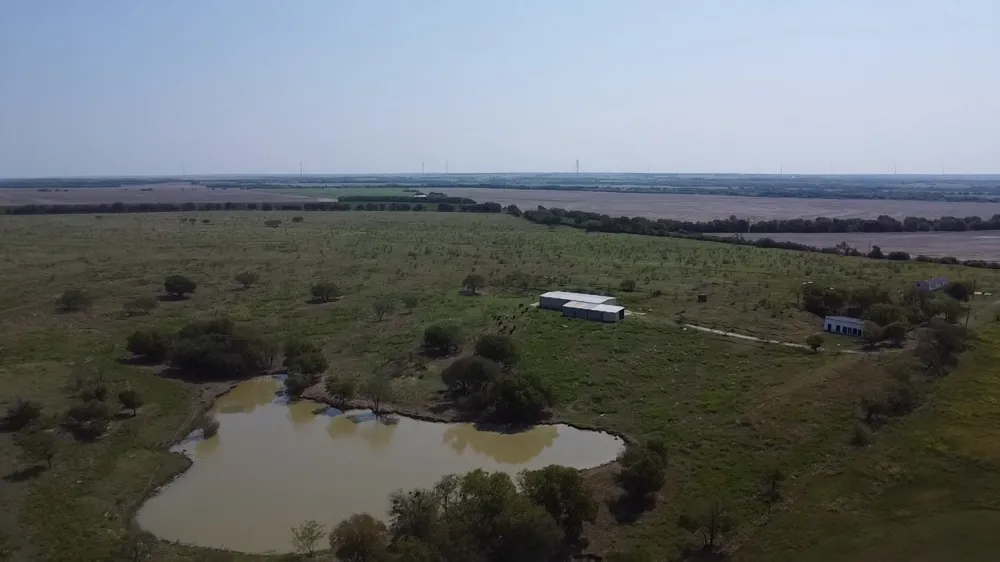 2778 Fm 339 Mount Calm, TX 76673
