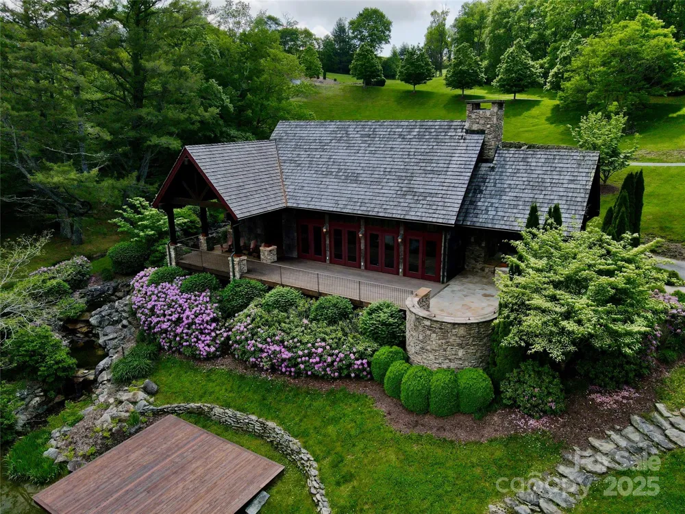 125 Stoneledge Lane #125 Blowing Rock, NC 28605