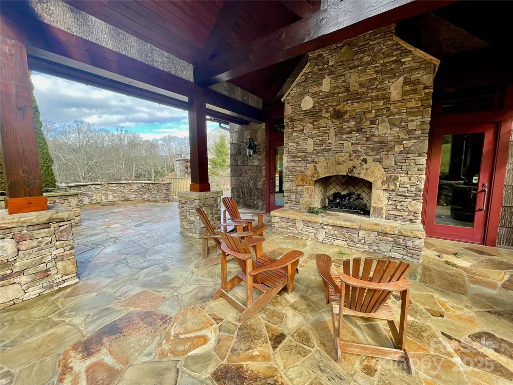 125 Stoneledge Lane #125 Blowing Rock, NC 28605