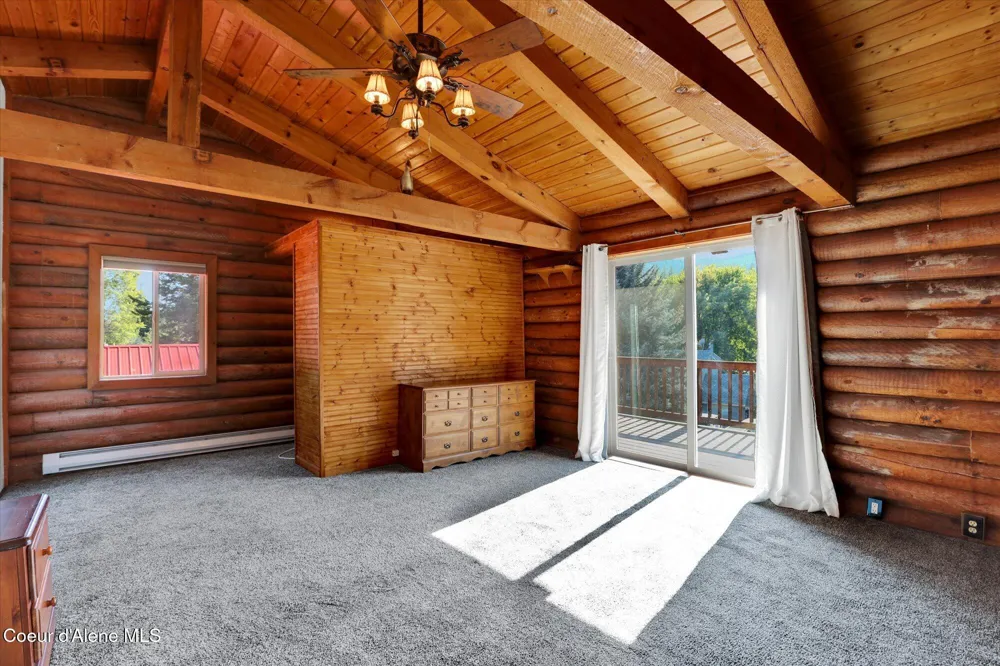7228 W SENEQUOTEEN TRAIL Spirit Lake, ID 83869