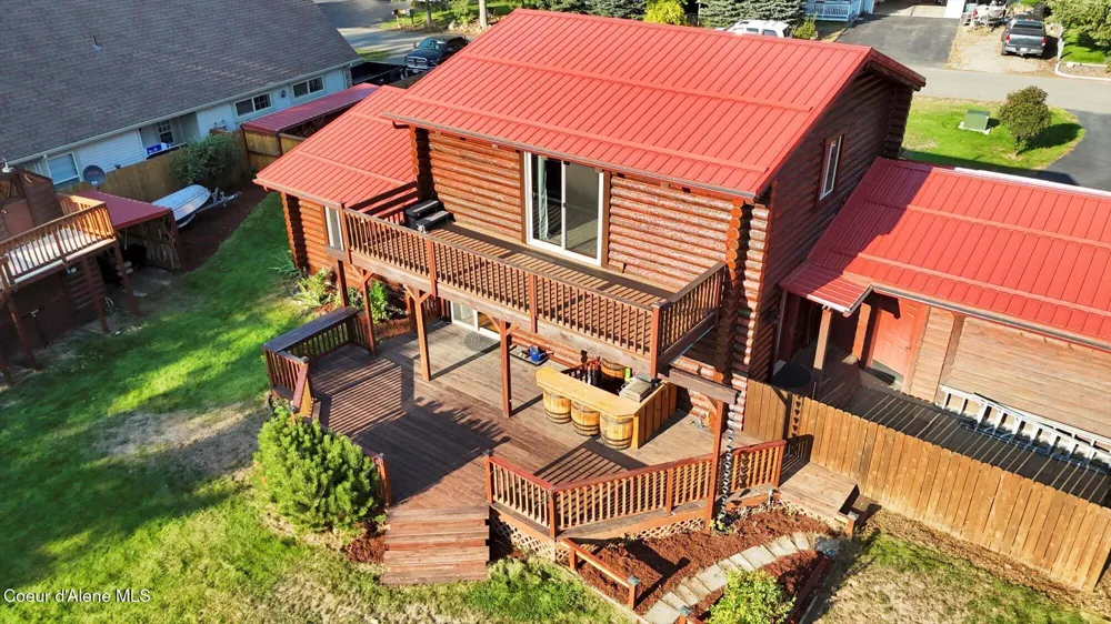 7228 W SENEQUOTEEN TRAIL Spirit Lake, ID 83869