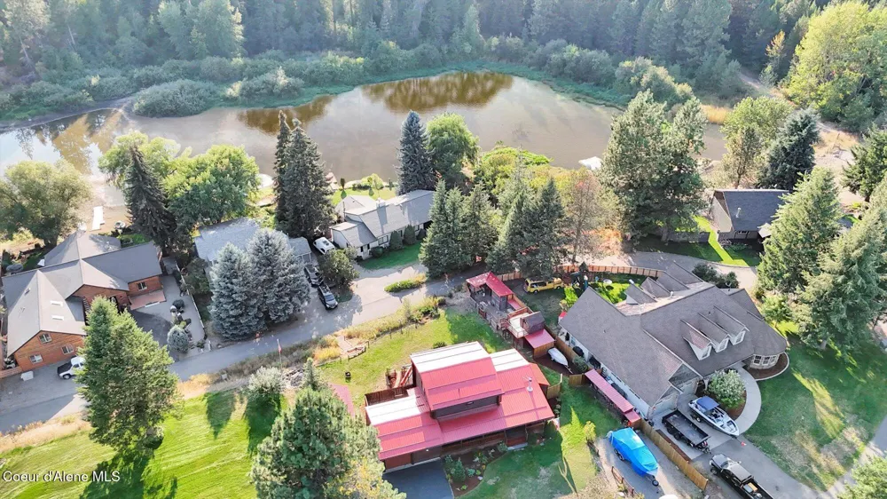 7228 W SENEQUOTEEN TRAIL Spirit Lake, ID 83869