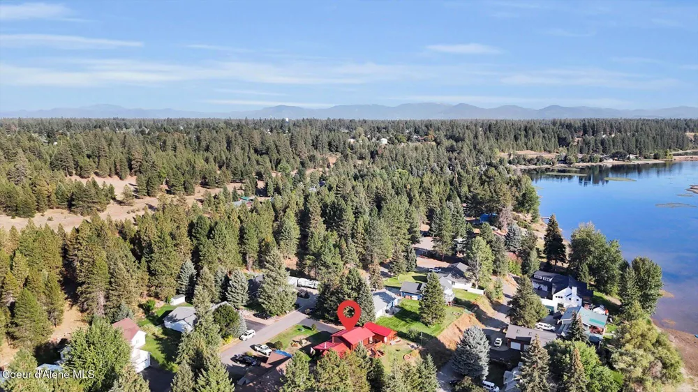 7228 W SENEQUOTEEN TRAIL Spirit Lake, ID 83869