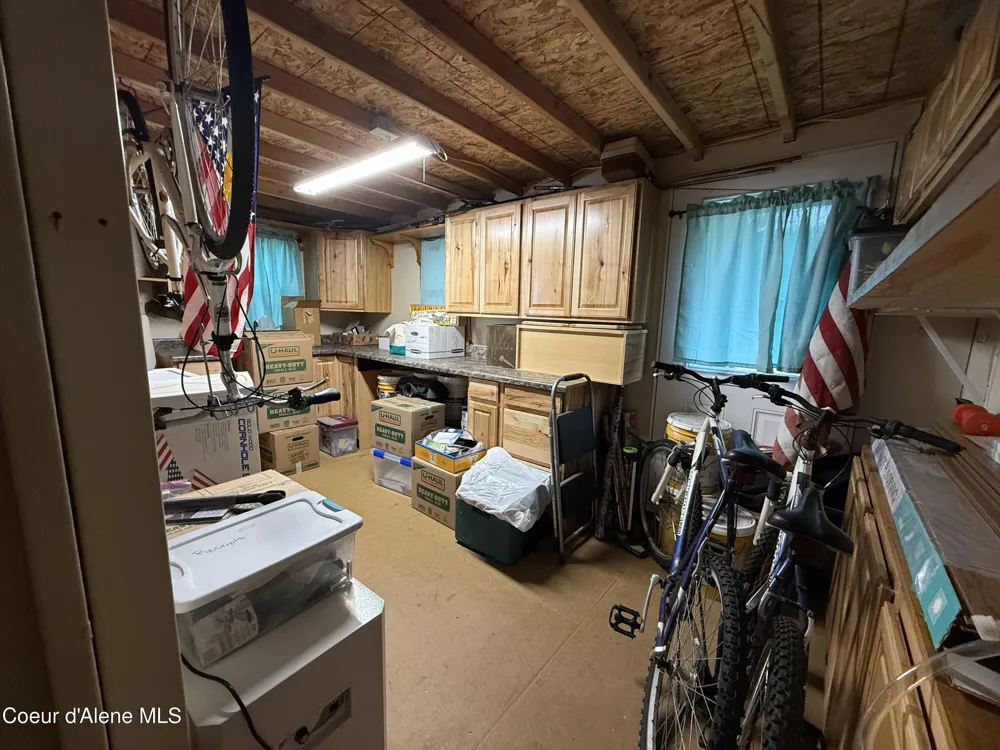 7228 W SENEQUOTEEN TRAIL Spirit Lake, ID 83869