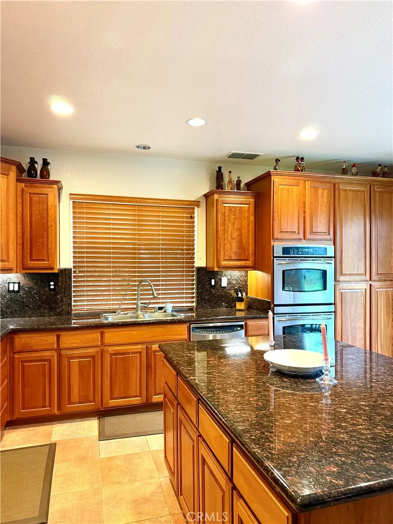 9200 Hunters creek Way Chowchilla, CA 93610