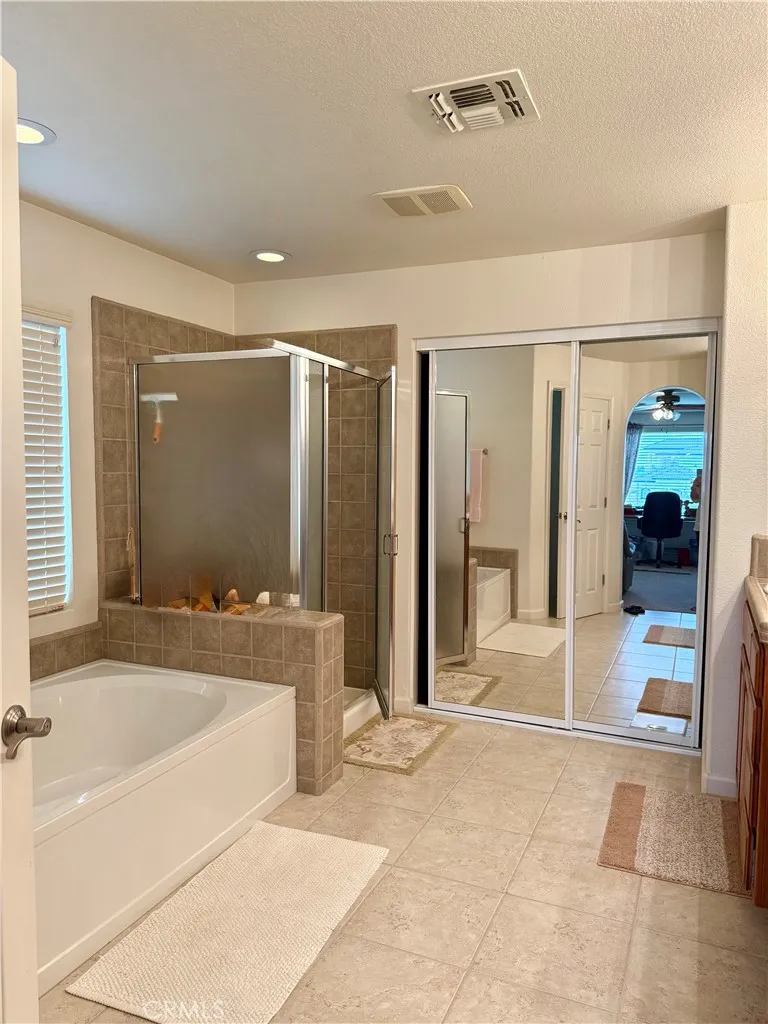 9200 Hunters creek Way Chowchilla, CA 93610