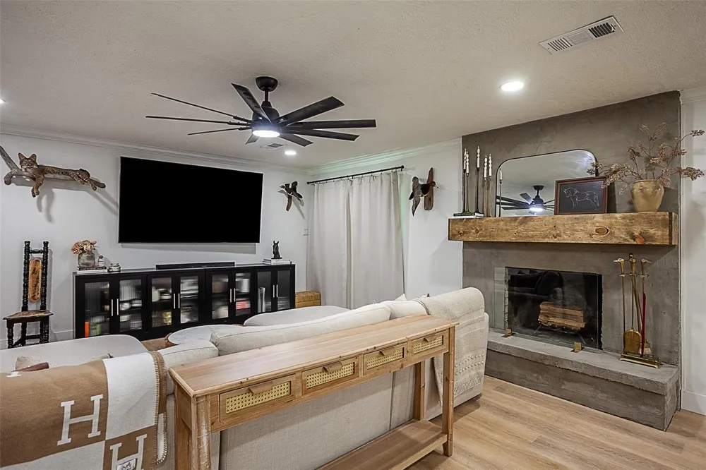 200 Jena Lane Lumberton, TX 77657