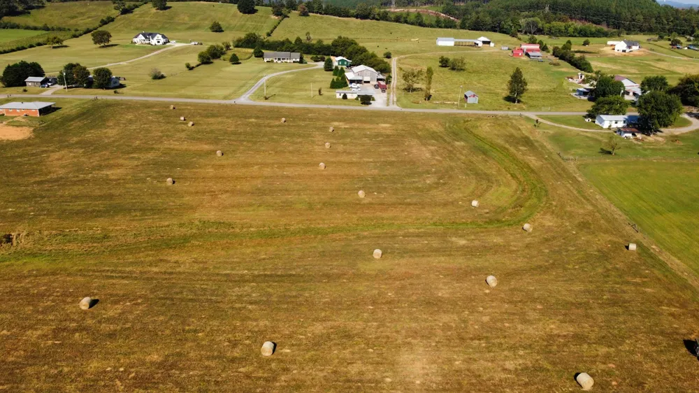 34153339 Lead Mine Valley Road Cleveland, TN 37311