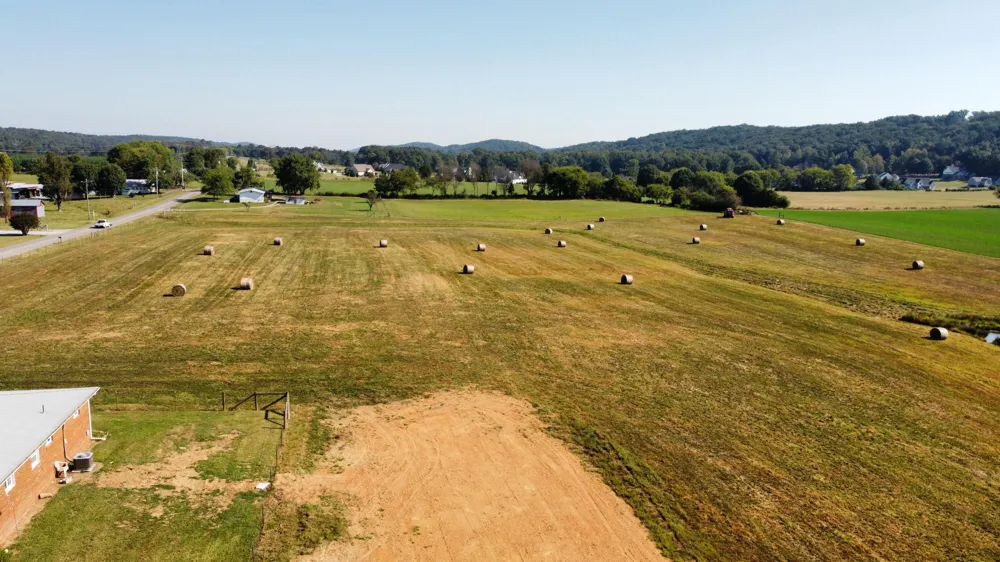 34153339 Lead Mine Valley Road Cleveland, TN 37311