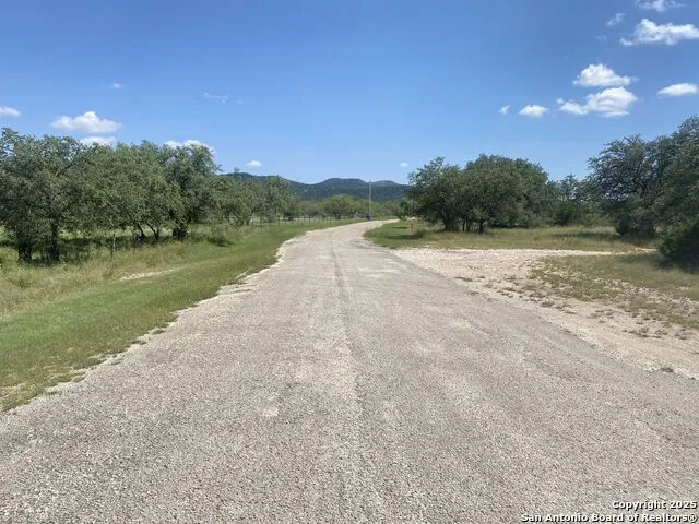 000 Mockingbird Lane Camp Wood, TX 78833