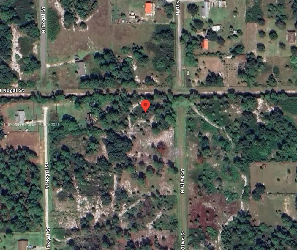 380 Olivo St Clewiston, FL 33440