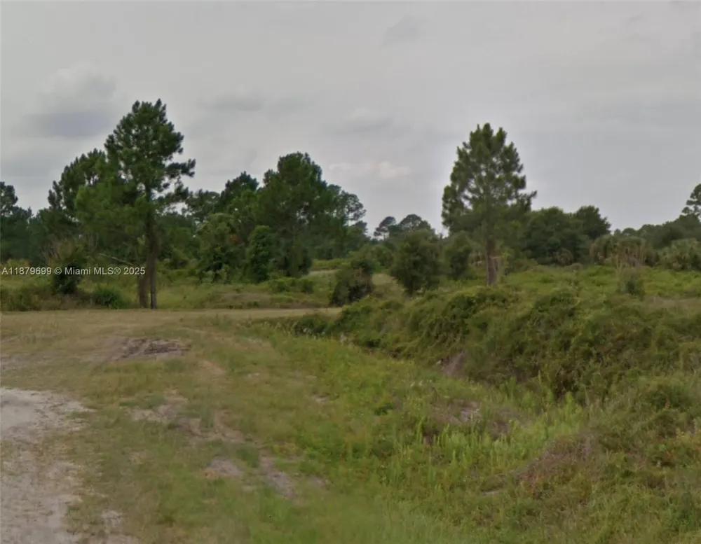 380 Olivo St Clewiston, FL 33440