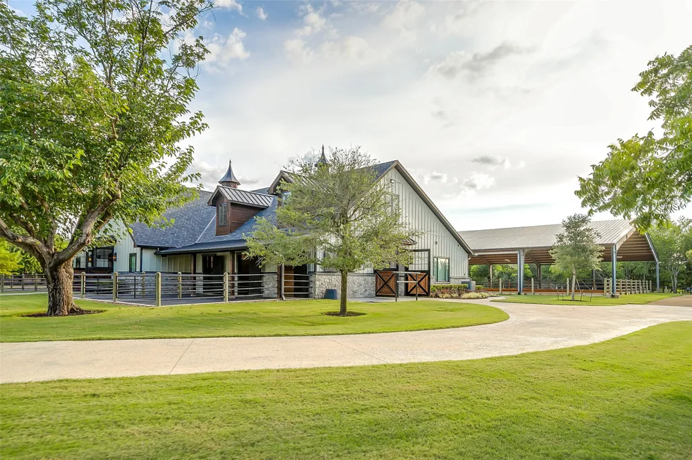 5000 T W King Road Southlake, TX 76092