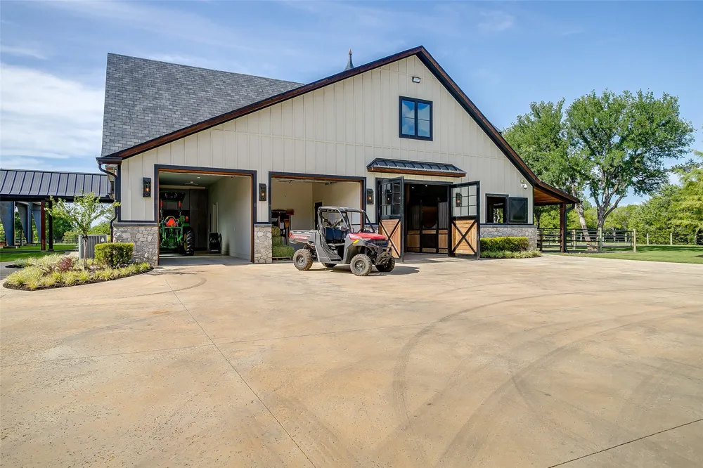 5000 T W King Road Southlake, TX 76092