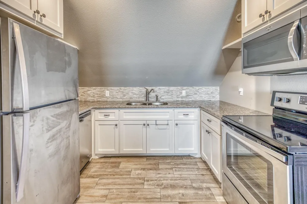 13555 Fm 1155 E Washington, TX 77880