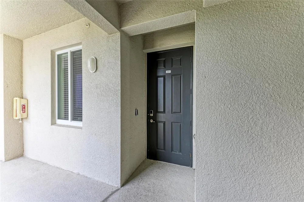 1010 TIDEWATER SHORES LOOP #304 Bradenton, FL 34208