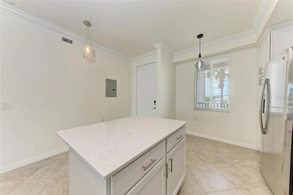 1010 TIDEWATER SHORES LOOP #304 Bradenton, FL 34208