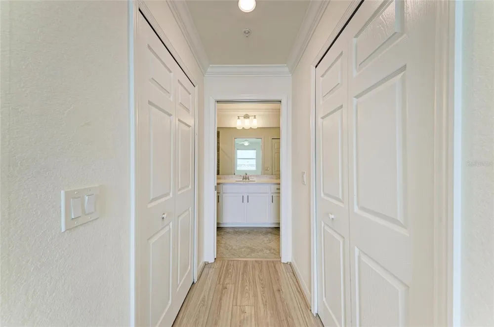 1010 TIDEWATER SHORES LOOP #304 Bradenton, FL 34208
