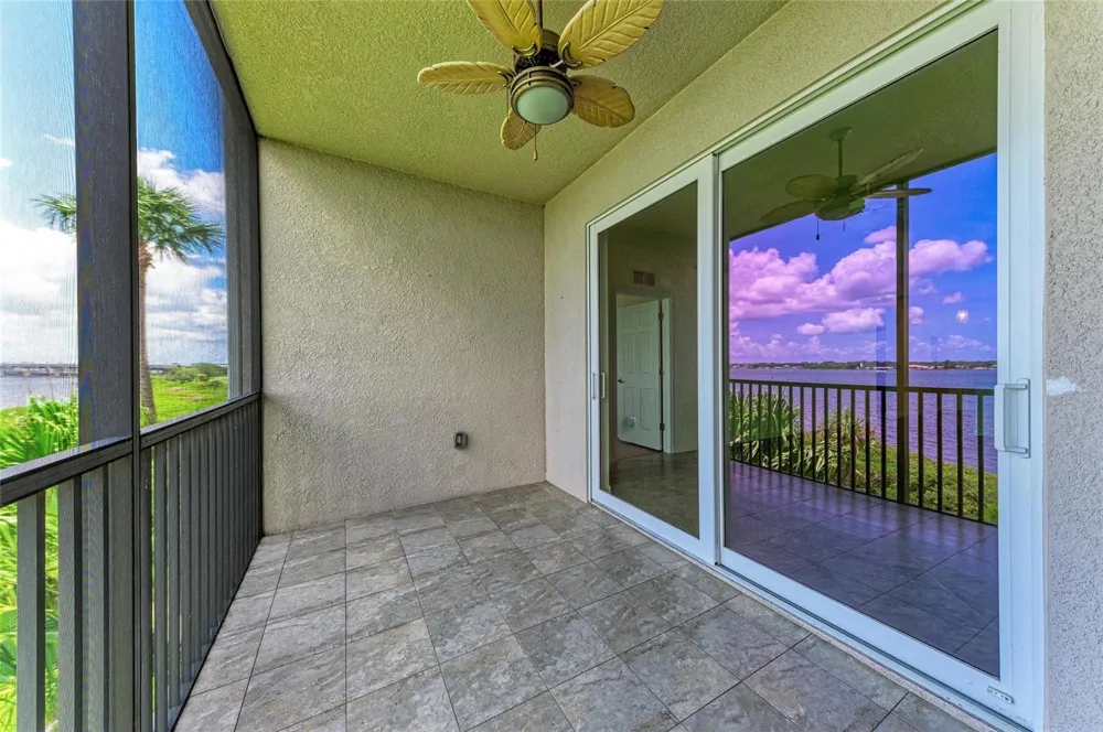 1010 TIDEWATER SHORES LOOP #304 Bradenton, FL 34208