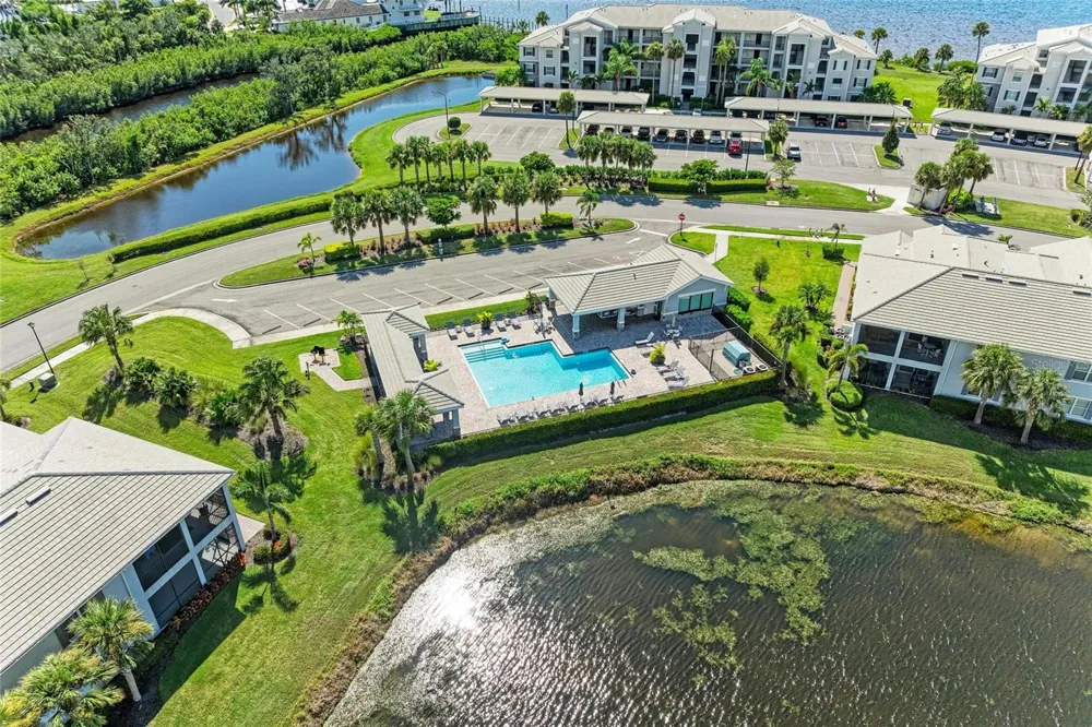 1010 TIDEWATER SHORES LOOP #304 Bradenton, FL 34208