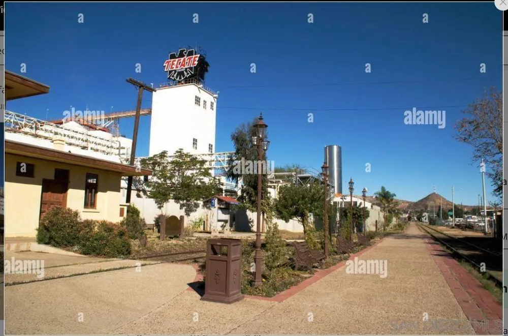 Alamo Paseo de los Encinos Tecate, CA 99999