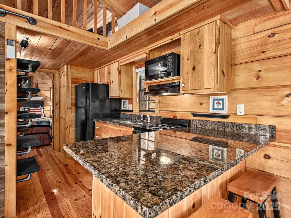 30 Boulder Drive #1 Lake Toxaway, NC 28747