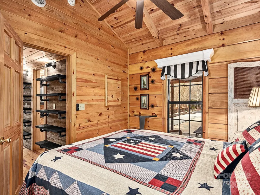 30 Boulder Drive #1 Lake Toxaway, NC 28747