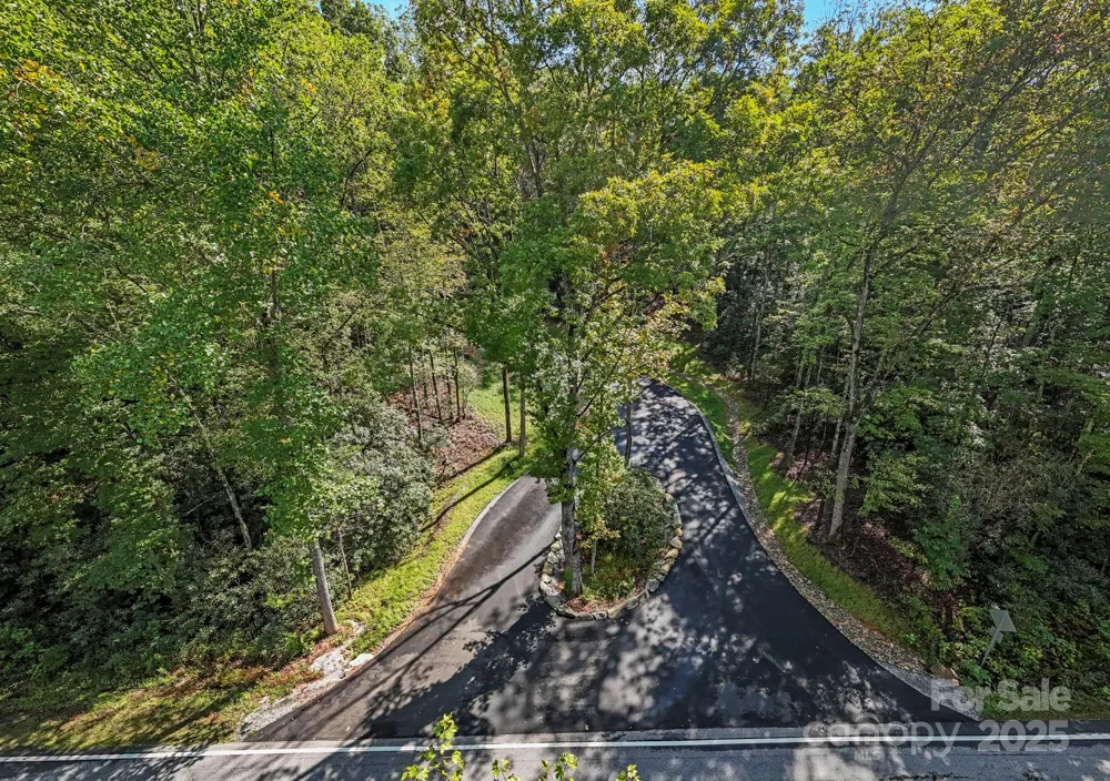 11763 Rosman Highway Lake Toxaway, NC 28747