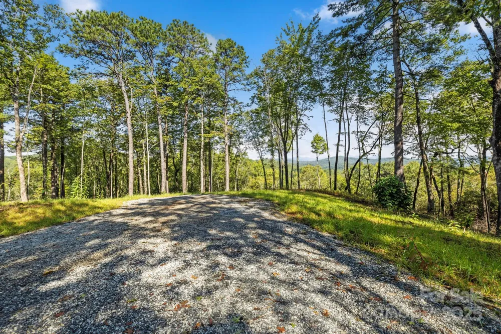 11763 Rosman Highway Lake Toxaway, NC 28747