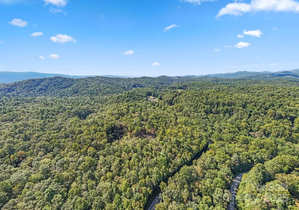 11763 Rosman Highway Lake Toxaway, NC 28747