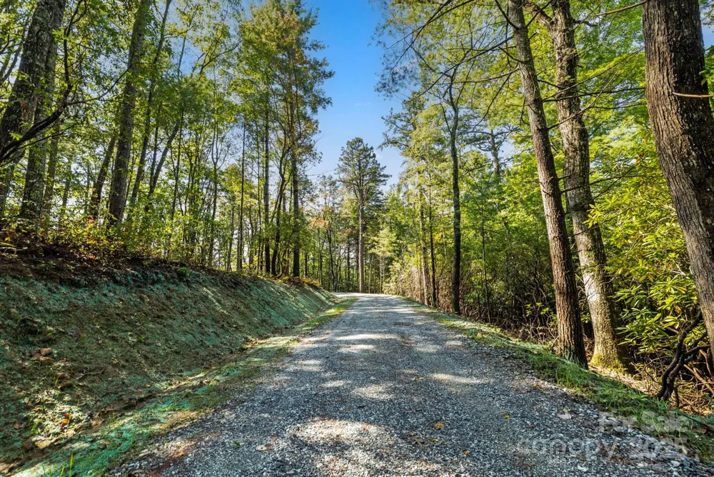 11763 Rosman Highway Lake Toxaway, NC 28747