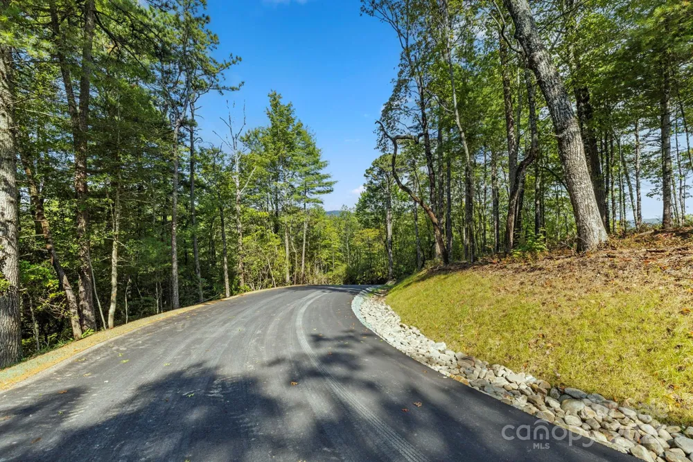11763 Rosman Highway Lake Toxaway, NC 28747